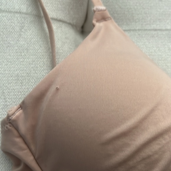 NWOT, M/ 34A/B, CuddlDuds, Wireless Bra - Picture 4 of 4